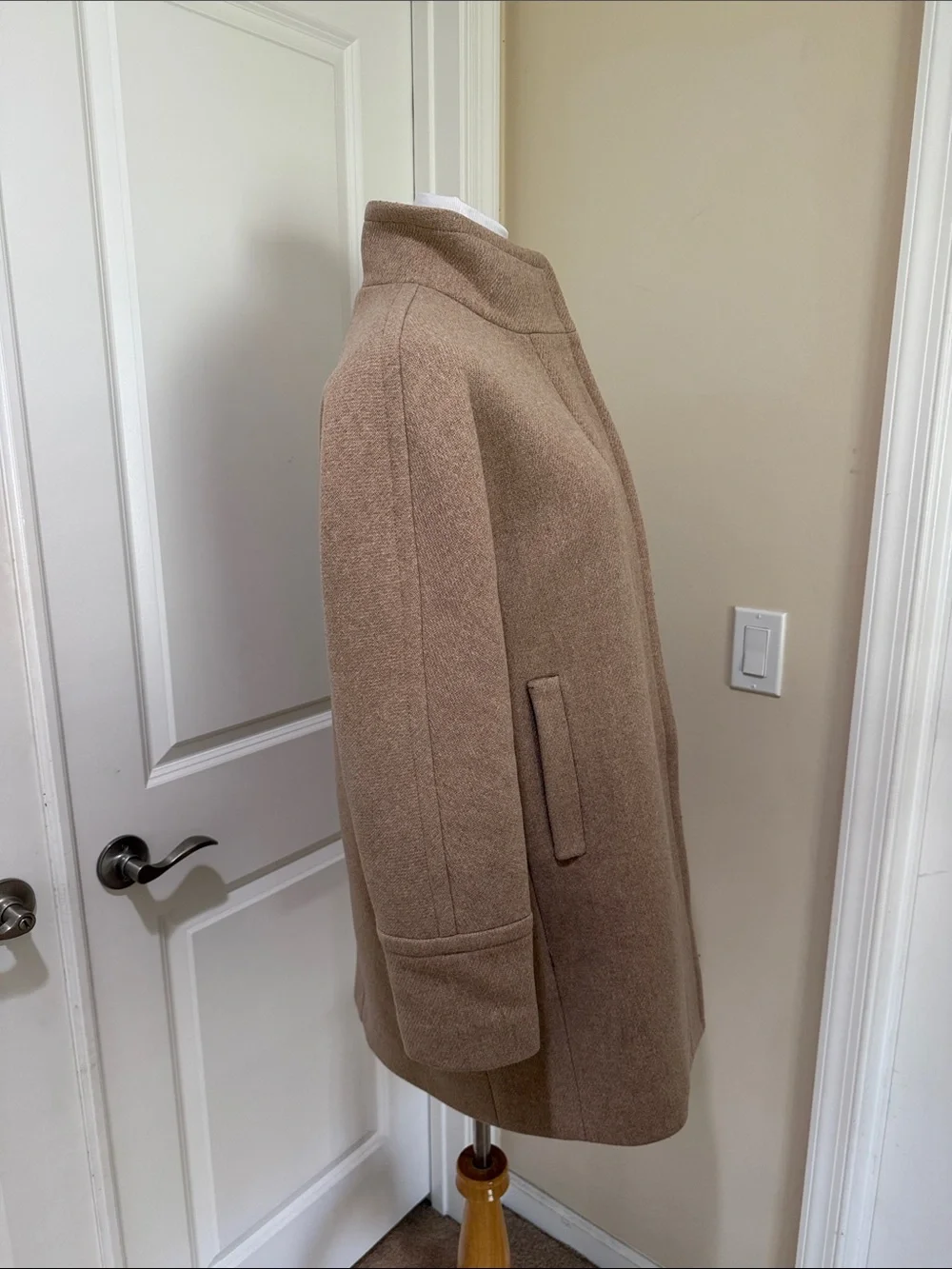 J. Crew Stadium Cloth Cocoon Coat Nello Gori Wool Tan/Khaki Wash Jacket Size 8 - Picture 5 of 10